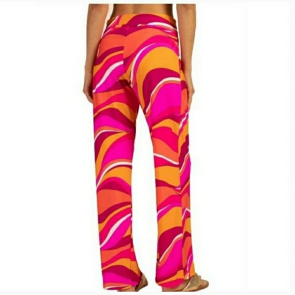 NEW TRINA TURK  vivid Viata spa  and swim collection size L - Picture 1 of 12